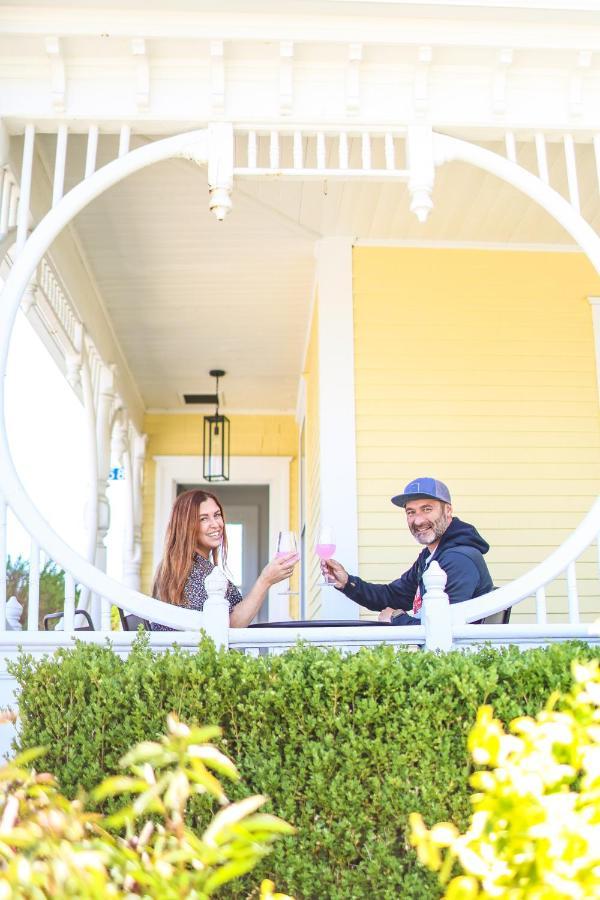 Mahone Bay Bed And Breakfast ภายนอก รูปภาพ